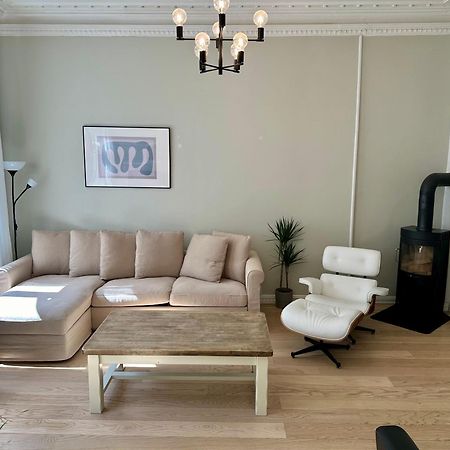 Classical 3 Bedroom, 2 Bath, Minutes From Royal Palace, Main Shopping Street, Restaurants & Downtown Oslo Zewnętrze zdjęcie