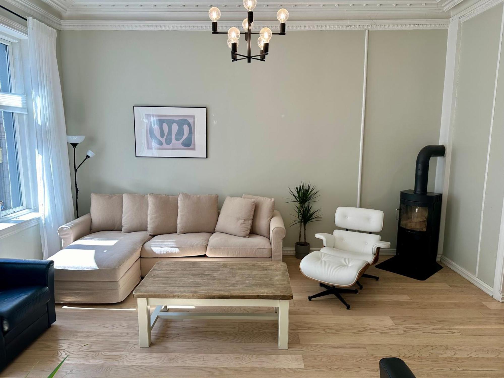 Classical 3 Bedroom, 2 Bath, Minutes From Royal Palace, Main Shopping Street, Restaurants & Downtown Oslo Zewnętrze zdjęcie