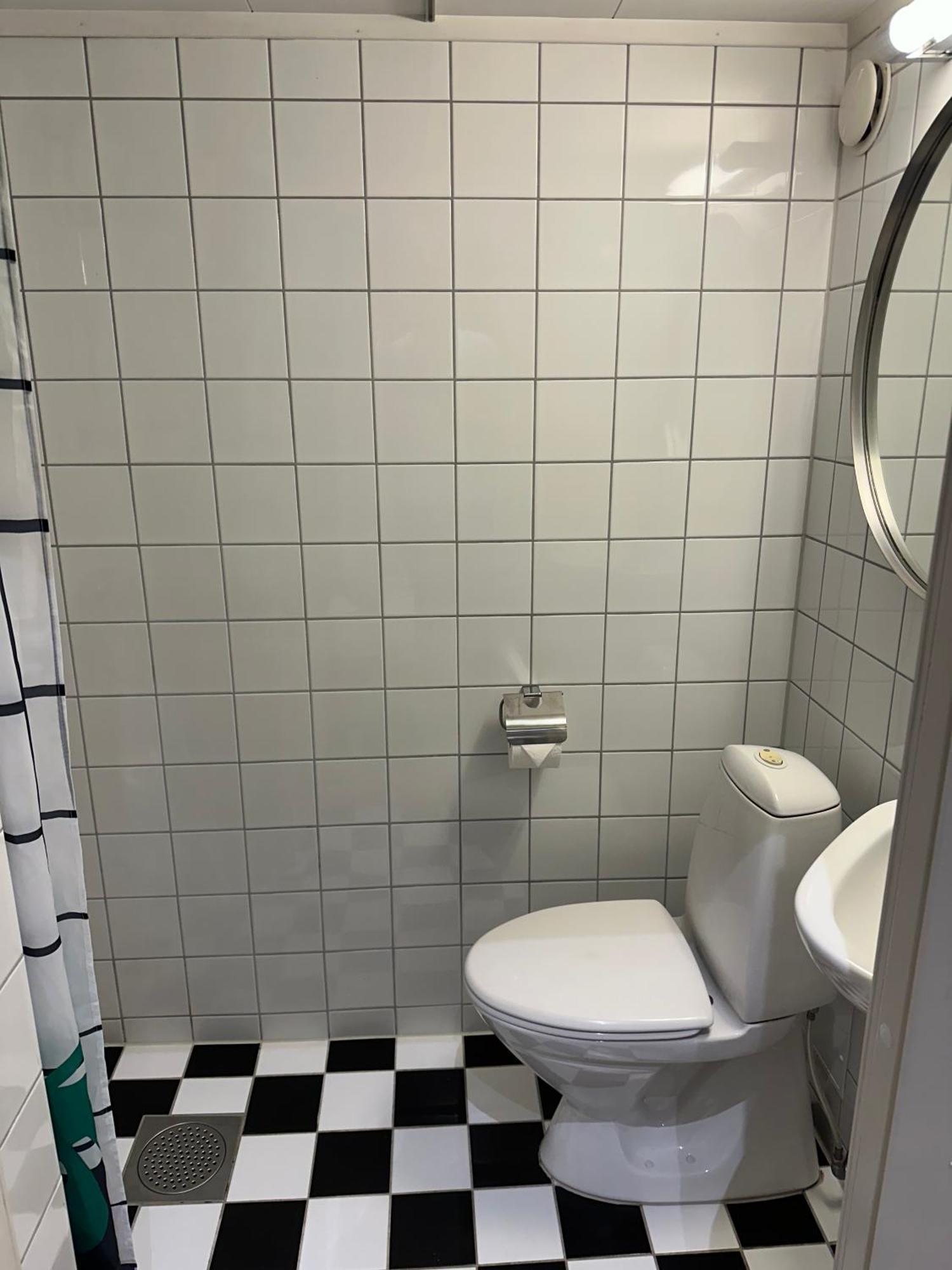 Classical 3 Bedroom, 2 Bath, Minutes From Royal Palace, Main Shopping Street, Restaurants & Downtown Oslo Zewnętrze zdjęcie
