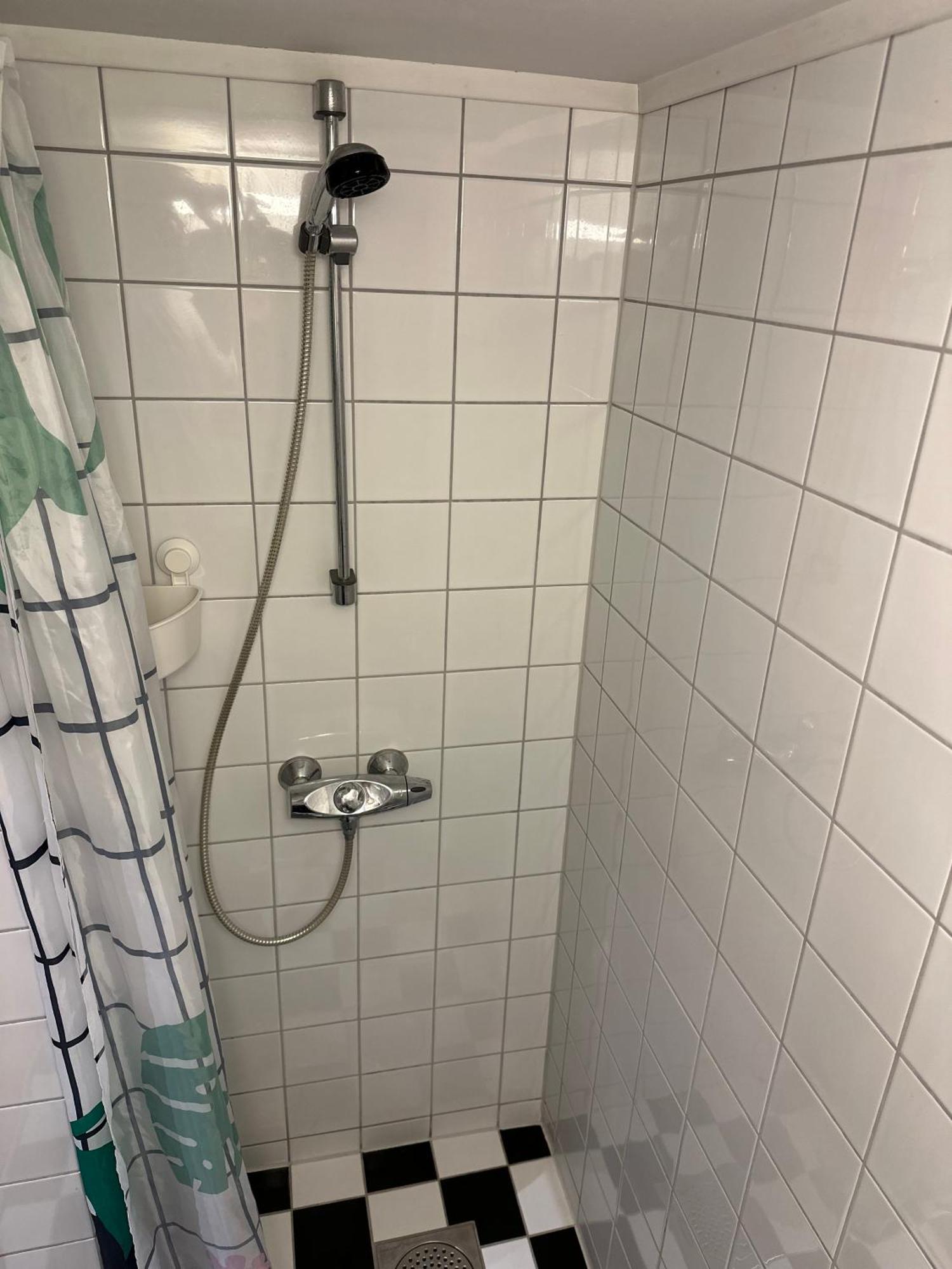 Classical 3 Bedroom, 2 Bath, Minutes From Royal Palace, Main Shopping Street, Restaurants & Downtown Oslo Zewnętrze zdjęcie